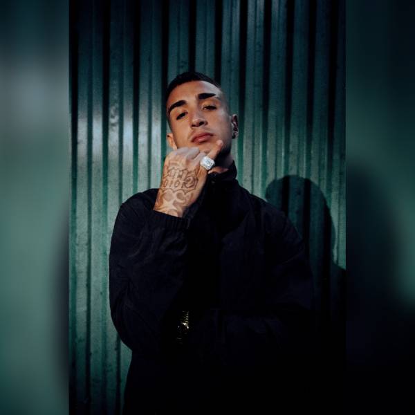 CAPO PLAZA: Il Ritorno Esplosivo con FREDDY KRUEGER FREESTYLE