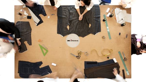 Apre domani al pubblico Tailoring school. A journey into education