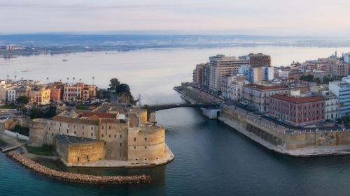 Al via il Tecnopolo Mediterraneo di Taranto, hub p...