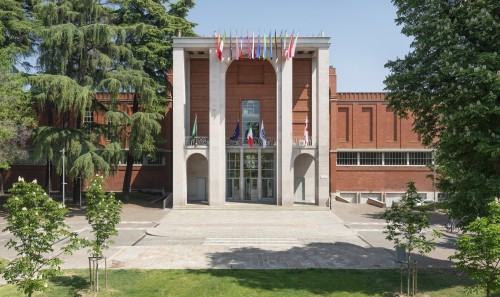 Casa Italia a Triennale: Milano trasforma il Salon...