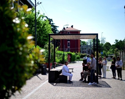 Milano lancia – Oasi Urbane – chiamata pubblica per ombra e raffrescamento degli spazi in vista dell’estate 2026
